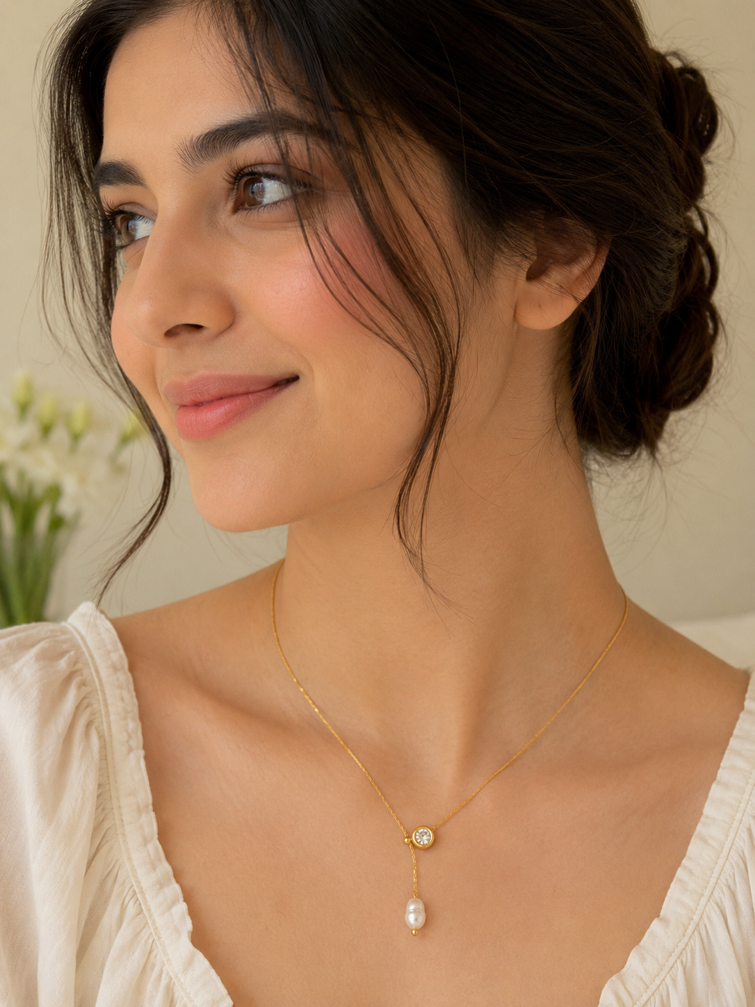 Minimal Pearl Drop Gold Necklace