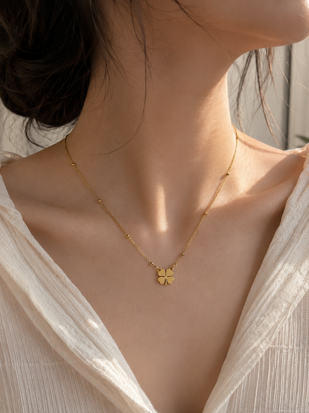 4 Leaf Clover Gold Pendant Necklace