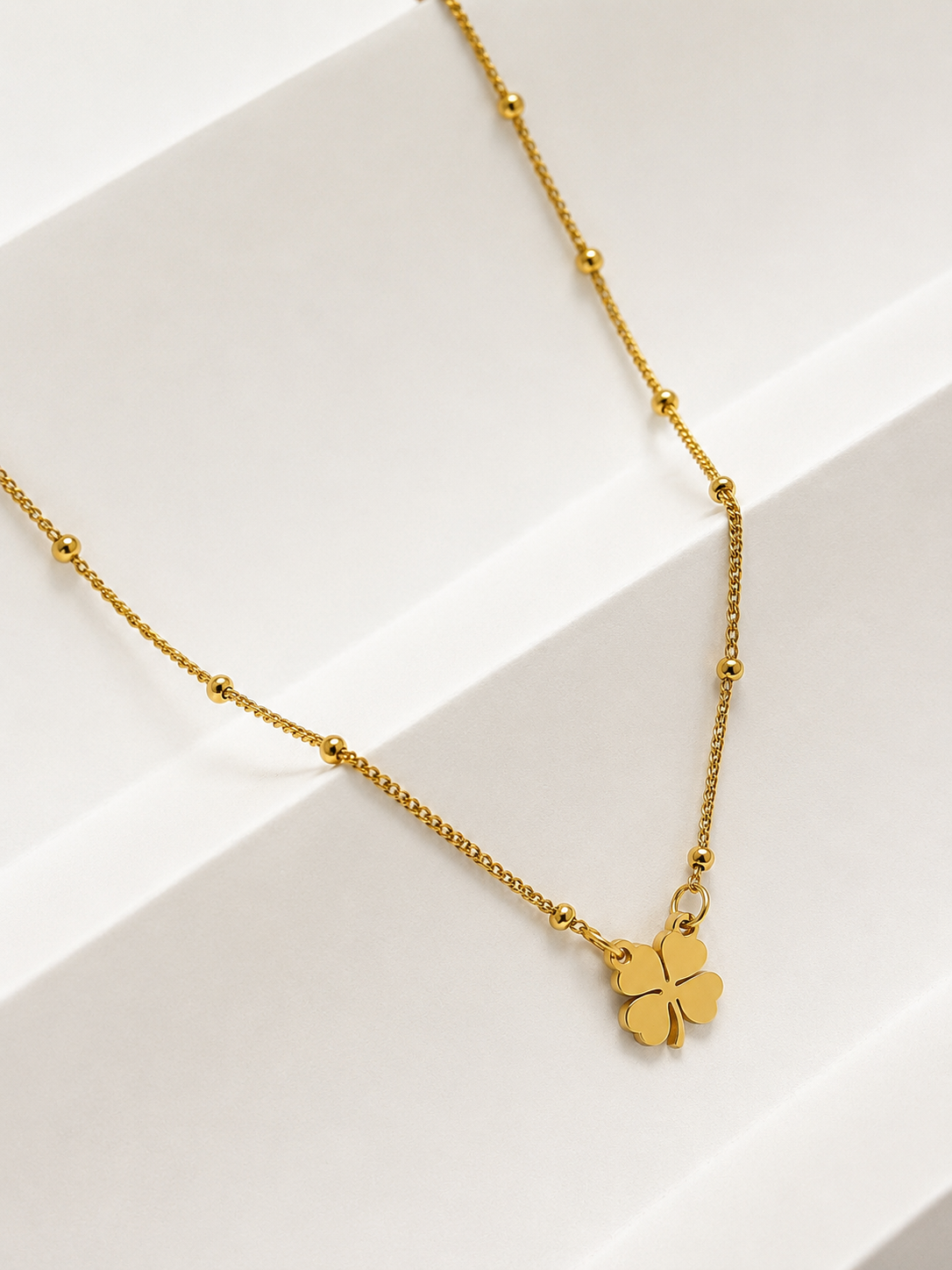 4 Leaf Clover Gold Pendant Necklace